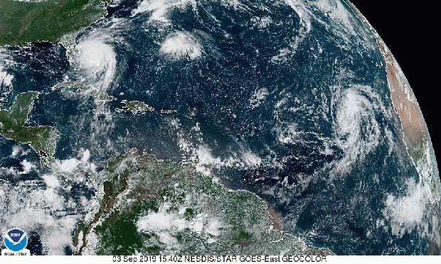 GOES16-TAW-GEOCOLOR-900x540.gif